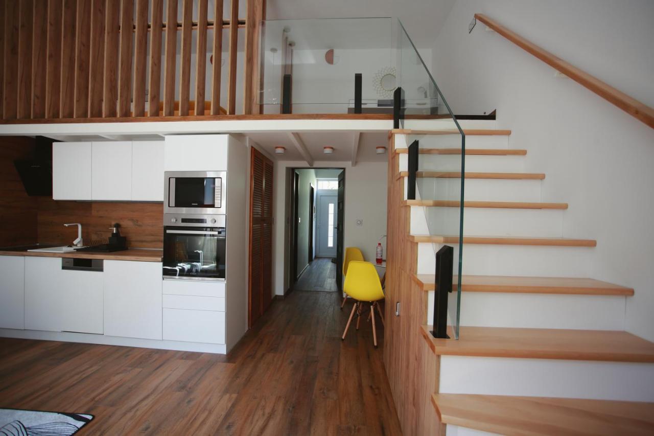Szieszta Apartman Apartment Szeged Bagian luar foto