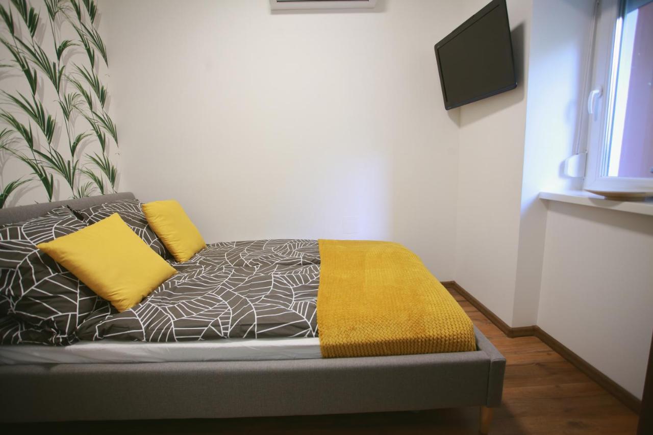Szieszta Apartman Apartment Szeged Bagian luar foto